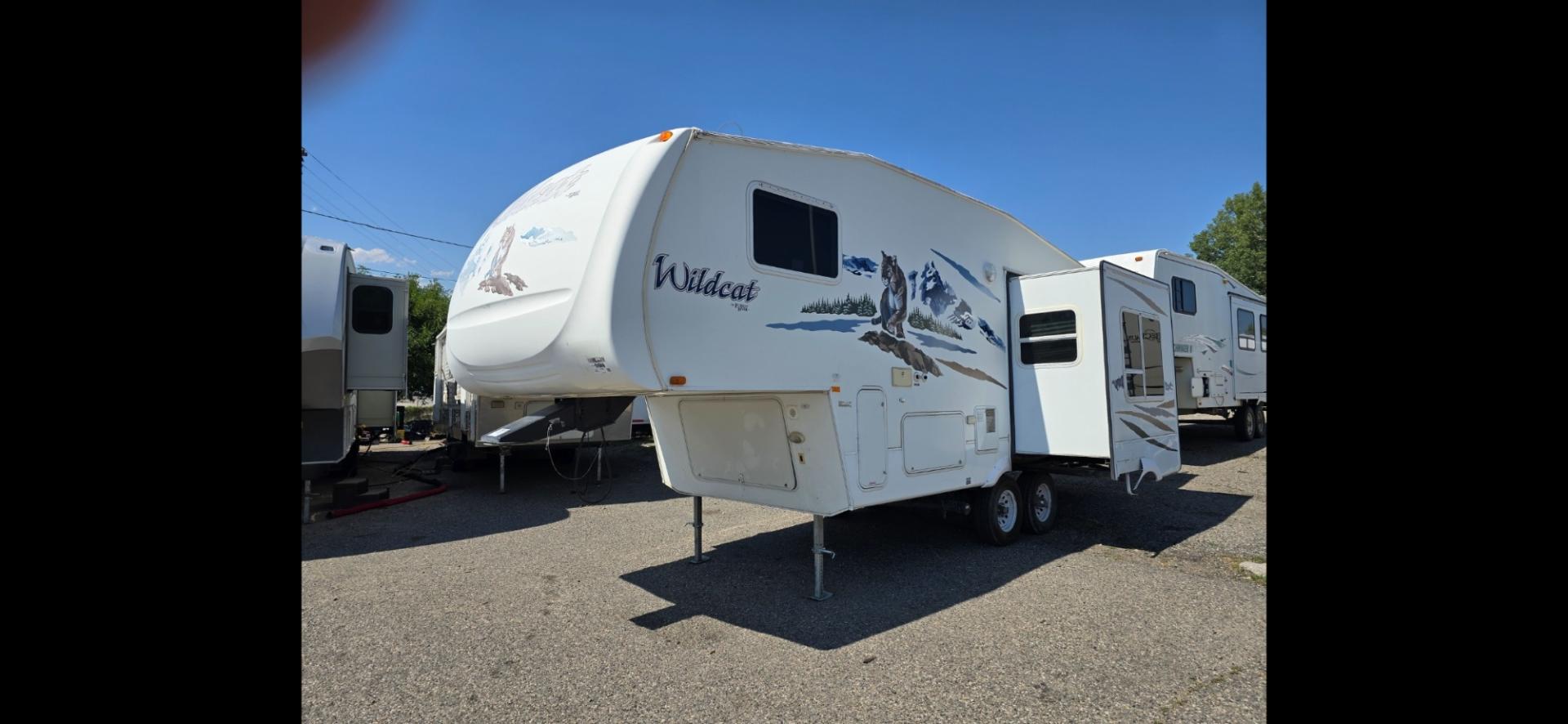 2007 White Forest River Wildcat , located at 923 US HWY 87 E., Billings, MT, 59101, (406) 245-0456, 45.795788, -108.451881 - Photo#1
