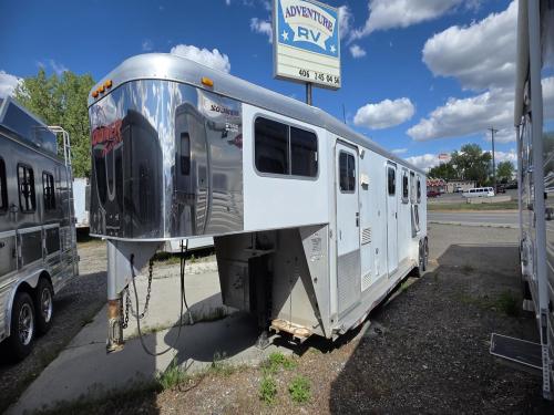 2003 Sooner 3 horse w/LQ