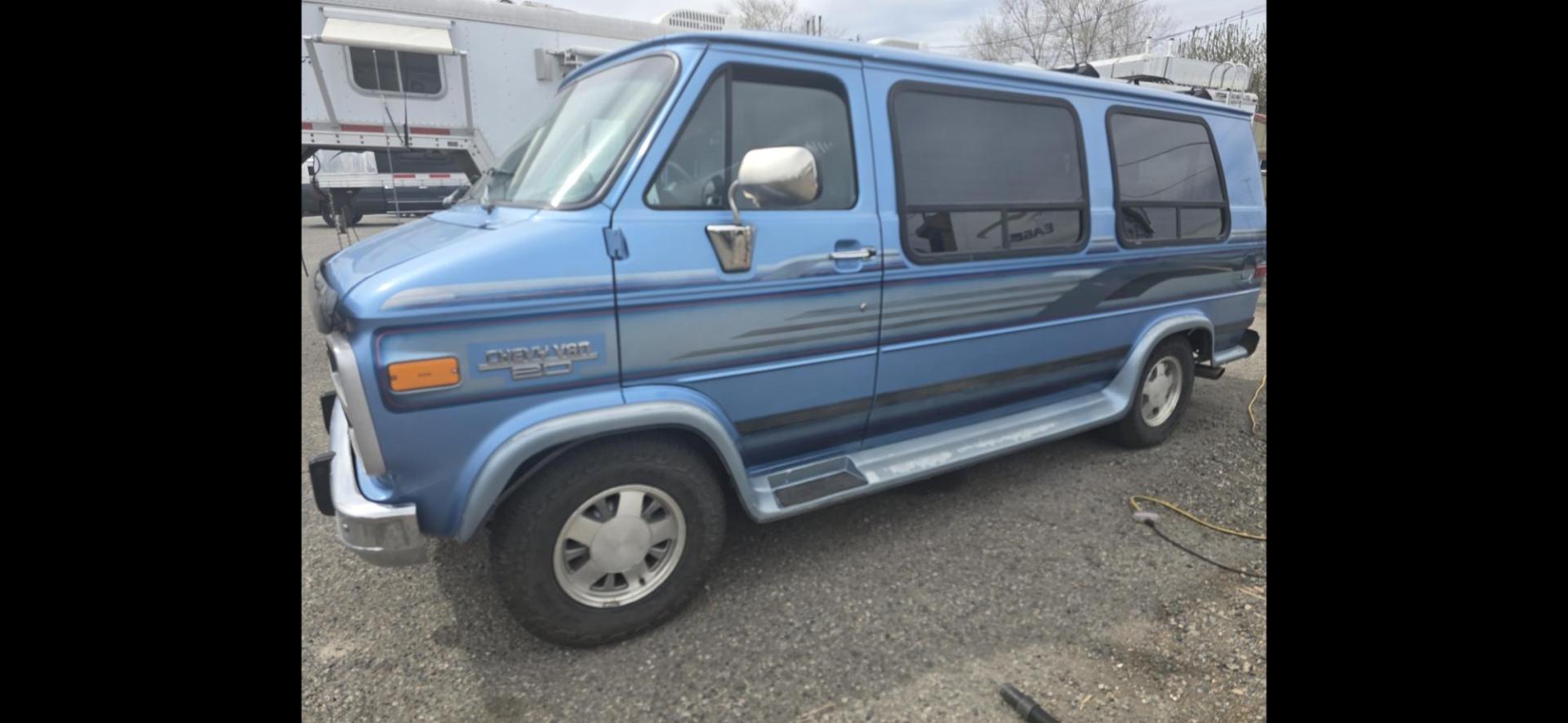 1995 Blue Chevy Conv Van , located at 923 US HWY 87 E., Billings, MT, 59101, (406) 245-0456, 45.795788, -108.451881 - Located in Billings MT $7,995 This van has three way driver's chair. Controls height and spins 360 degrees. Side ramp. Hand controls for brakes and gas. 140,370 miles. Runs and drives fabulous. Conversion Sierra by Waldoch. Auto windows doors locks tilt cruise. BRAND new tires. Jazzy 600 power wh - Photo#2