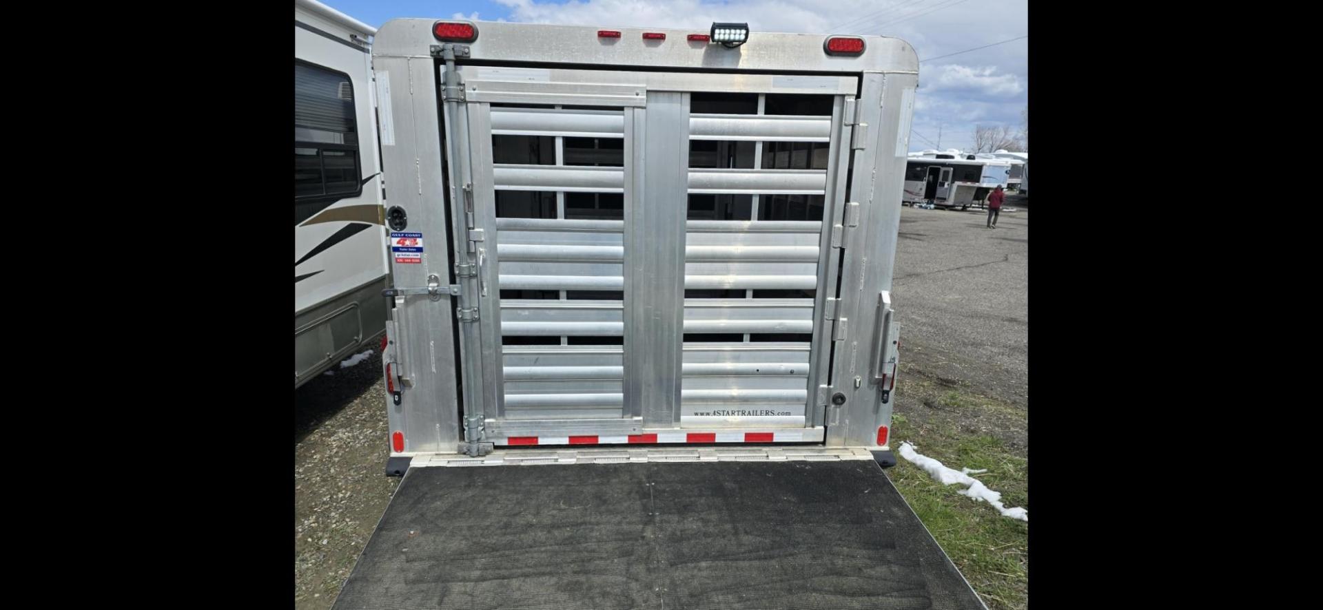 2011 Black 4 Star Stock , located at 923 US HWY 87 E., Billings, MT, 59101, (406) 245-0456, 45.795788, -108.451881 - 2011 Four Star stock trailer Located in Billings MT $35,900 Overall length 36'8", floor 28'8", short wall 6' 8", 6' 7" interior height in stock area. 8' wide. Rear stock with full l q, bath shower toilet, A/C, heat hot water. Aluminum on aluminum. Front queen bed. WE CERTIFY OUR USED TRAILERS! - Photo#2