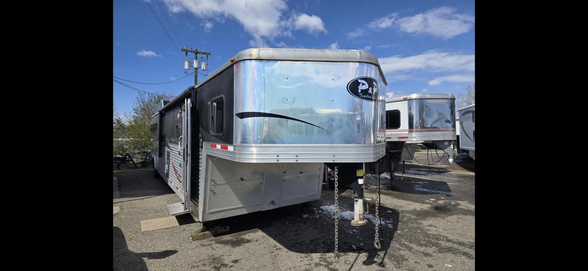 2013 Black Bison Traveler , located at 923 US HWY 87 E., Billings, MT, 59101, (406) 245-0456, 45.795788, -108.451881 - Photo#3