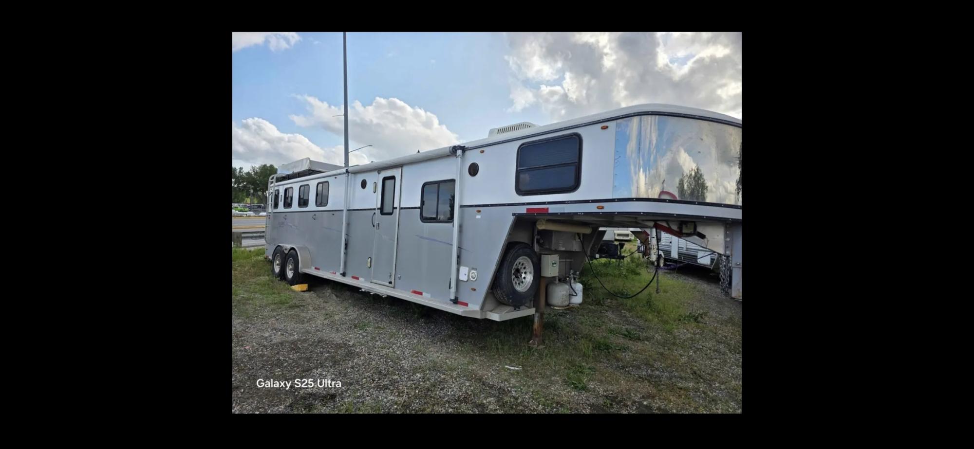 photo of 2007 Classic Gold 4 horse LQ
