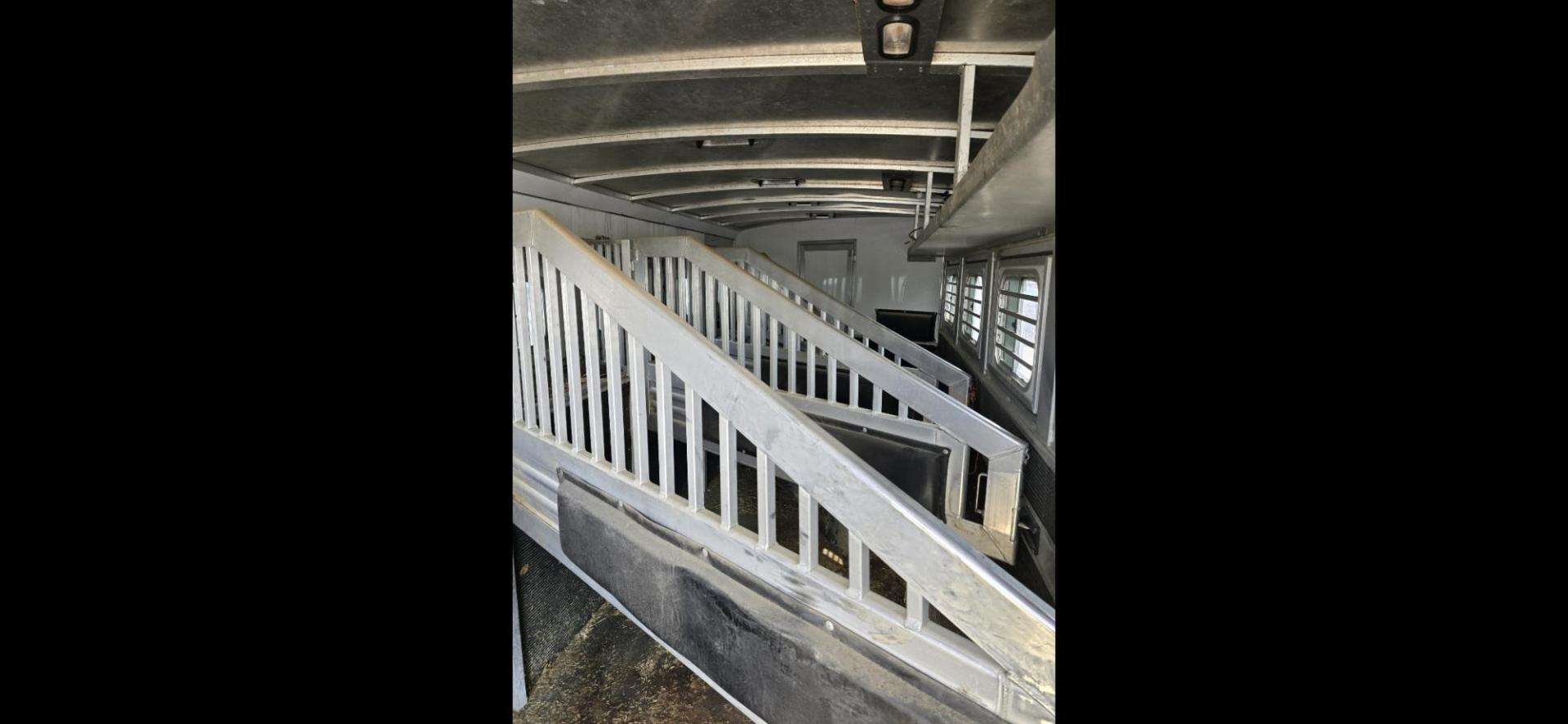 2014 Elite 5 Horse LQ , located at 923 US HWY 87 E., Billings, MT, 59101, (406) 245-0456, 45.795788, -108.451881 - 2014 Elite 5 Horse LQ Billings MT $85,900 This is such a nice trailer!!! OUTLAW conversion package. 5 horse with a 16' short wall. Generator, hay pod, satellite dish, rear tack, aluminum on aluminum, fold down windows front and back, studwall, auto awning. 8' wide, 41' overall, floor length 3 - Photo#4
