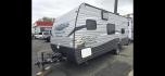 2017 Grey Keystone Springdale Fireside , located at 923 US HWY 87 E., Billings, MT, 59101, (406) 245-0456, 45.795788, -108.451881 - 2017 Keystone Sprinter READY TO HUNT 20017 Springdale 1800BH travel trailer. Half ton towable.Dry weight 3195 lbs. Front queen bed, rear double bunks, dinette makes into a bed. Could sleep six. Full bath, shower toilet, outside stereo, a/c, hot water, furnace. Light hail. WE CERTIFY OUR USED TR - Photo#2