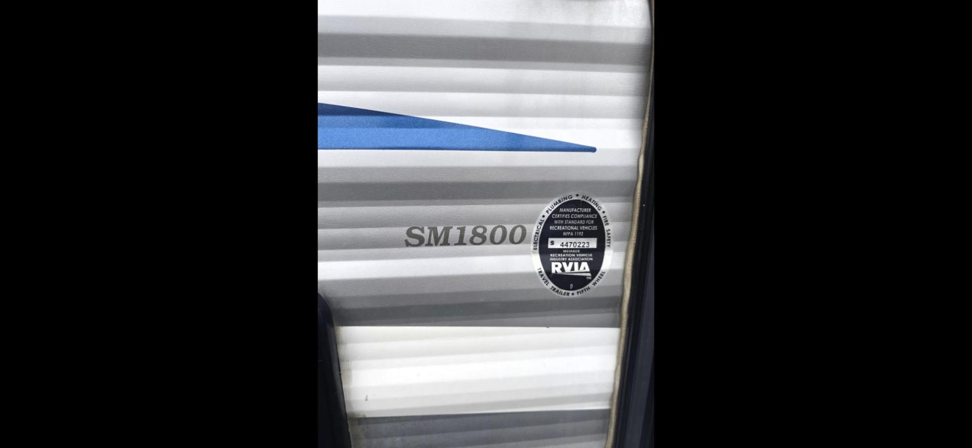 2017 Grey Keystone Springdale Fireside , located at 923 US HWY 87 E., Billings, MT, 59101, (406) 245-0456, 45.795788, -108.451881 - 2017 Keystone Sprinter READY TO HUNT 20017 Springdale 1800BH travel trailer. Half ton towable.Dry weight 3195 lbs. Front queen bed, rear double bunks, dinette makes into a bed. Could sleep six. Full bath, shower toilet, outside stereo, a/c, hot water, furnace. Light hail. WE CERTIFY OUR USED TR - Photo#3
