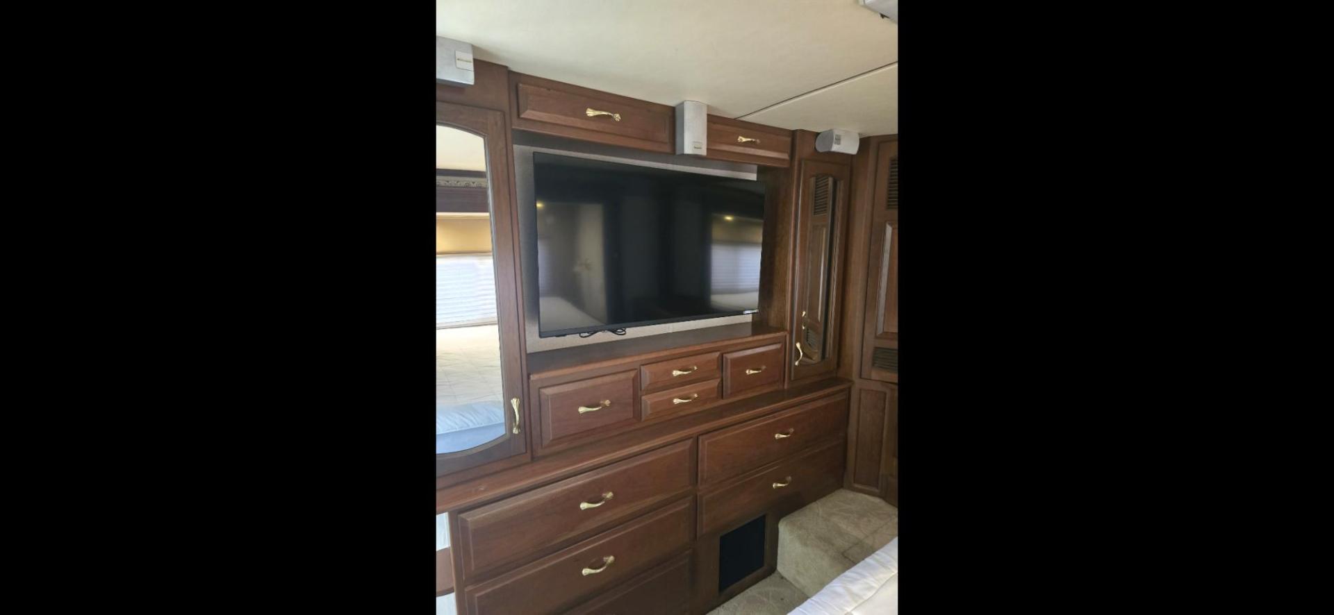 2002 Tan Newmar Mountain Aire , located at 923 US HWY 87 E., Billings, MT, 59101, (406) 245-0456, 45.795788, -108.451881 - 2002 Newmar Mountain Air Immaculate 42' Class A diesel pusher with only 77,000 miles, 42', and 2 owners. 500 Cummins w/6 speed Allison tranny. 3 slides, full body paint, full 4 season. Auto awning, tile floor, 2 new ac's, aqua hot, new dash a/c pump, new tires w/only 4000 miles on them, Full body - Photo#15