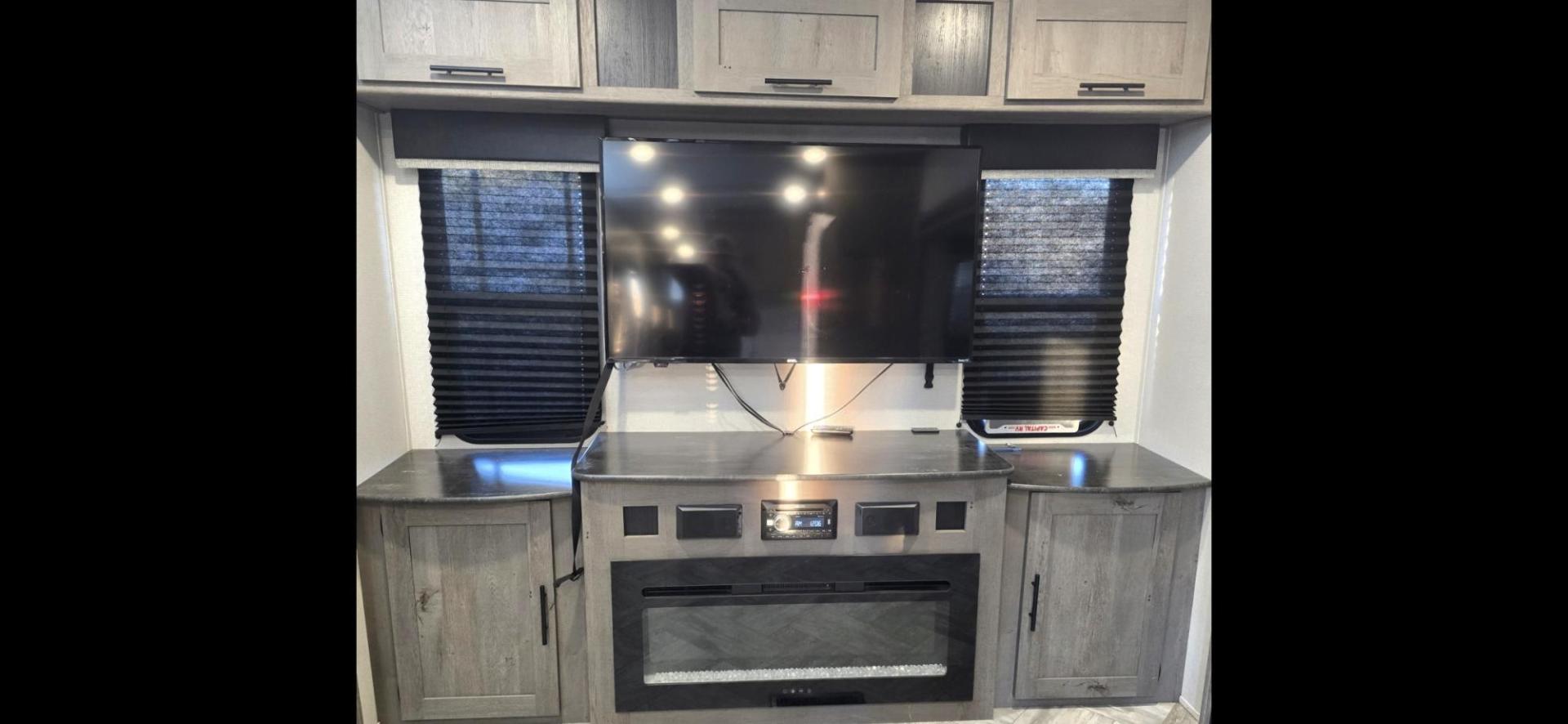 2021 Brown Keystone Springdale , located at 923 US HWY 87 E., Billings, MT, 59101, (406) 245-0456, 45.795788, -108.451881 - Photo#7