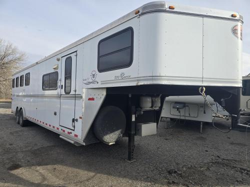 2007 Sundowner Sunrise 4 Horse