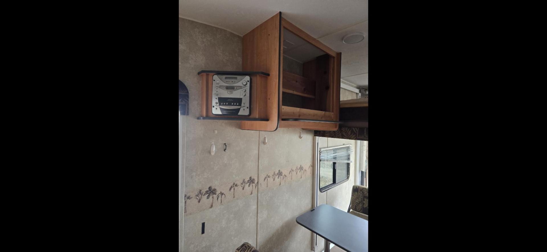 2007 White Thor Vortex , located at 923 US HWY 87 E., Billings, MT, 59101, (406) 245-0456, 45.795788, -108.451881 - Nice 2007 Thor Vortex 1/2 ton towable toy hauler with 15 gallon fuel station. Garage is 15' long. 9' is 8' wide and 6' is 6'4" wide. Lots of sleeping space. Double auto queen beds in ceiling, booth and couch both fold into beds. A/C, forced air heat, hot water, dual thirty pound propane tanks. Mode - Photo#7