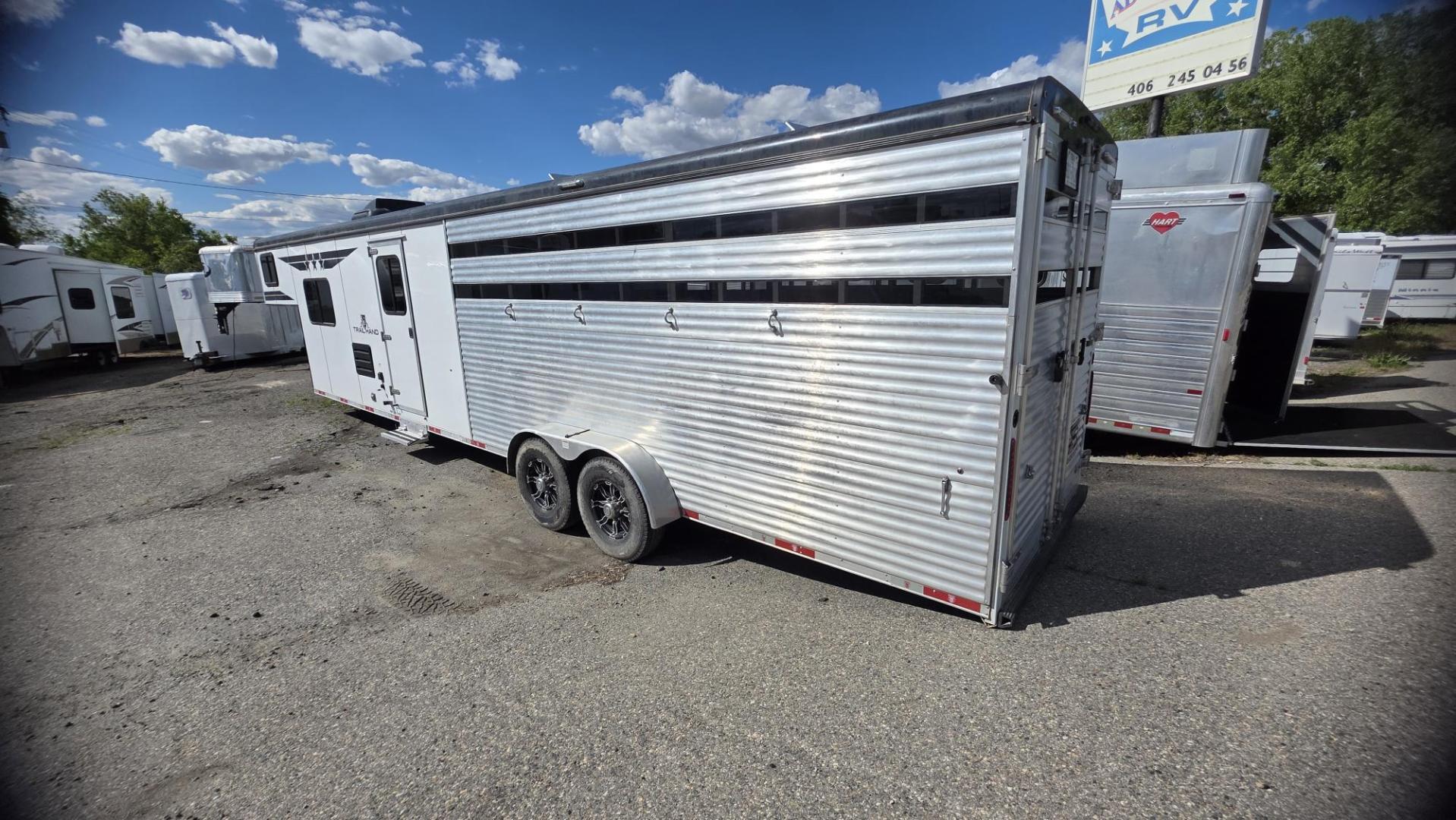 2024 White Bison Trailers Hand 711 , located at 923 US HWY 87 E., Billings, MT, 59101, (406) 245-0456, 45.795788, -108.451881 - 2024 Bison Trail Hand Located in Billings MT $44,900 2024 Bison Trail Hand 711 living quarters stock back. 13500 Ac.. forced air heat... full bath shower toilet... double door fridge... Aluminum on aluminum.. huge 4 horse mid tack... rear is 81inches wide... 16ft long... 7ft4in tall. Stock- Photo#2