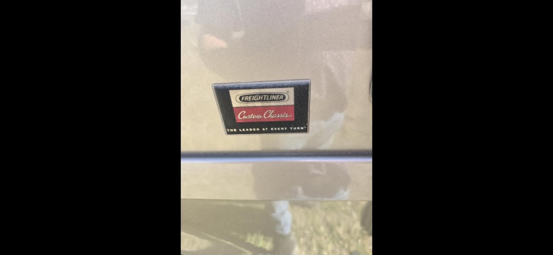 2004 Brown Winnebago Journey , located at 923 US HWY 87 E., Billings, MT, 59101, (406) 245-0456, 45.795788, -108.451881 - 2004 Winnebago Journey 34H Located in Billings MT $41,900 READY TO GO!!!! Nice 34' class A motor home with two slides, model 34H, 330 hsp cat diesel pusher, freightliner chassis, full body paint, 50,461 miles, wired for towing, backup camera, leveling jacks, four season, tires like new. WE C - Photo#5