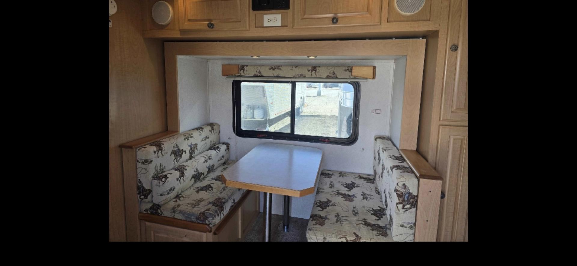 2005 White Merhow 4 Horse w/Slide , located at 923 US HWY 87 E., Billings, MT, 59101, (406) 245-0456, 45.795788, -108.451881 - 2005 Trails West Sierra 9140SO 4 Horse LQ 2005 Trails West 4 Horse w/slide Located in Billings MT $27,500 Nice Clean Trailer-Model 9140SO 4 horse with a full auto slide and electric front jack, 7' wide, w/mangers, 11' Shortwall, huge neo angle shower, full bath, shower toilet, a c, hot water - Photo#10