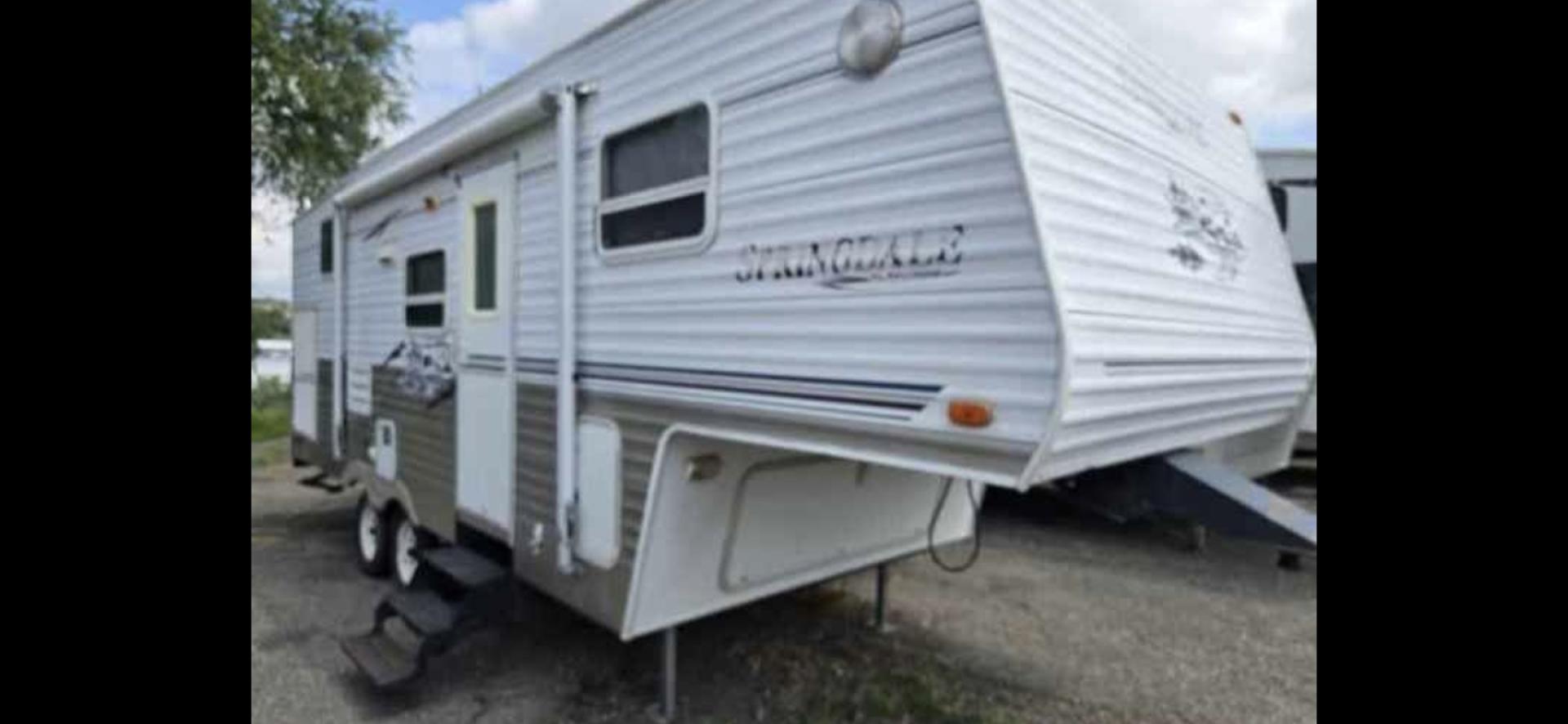 2006 White Keystone Springdale , located at 923 US HWY 87 E., Billings, MT, 59101, (406) 245-0456, 45.795788, -108.451881 - 2006 Keystone Springdale Adventure RV in Billings MT $7995 Very nice and clean 25' Springdale with a large super slide, front queen walk around bed, rear bunks that are 29" wide and 6'4" long, full awning, rear hitch, a/c, hot water, furnace. Booth dinette makes into a bed. Could sleep 6. Model - Photo#1
