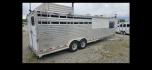 2005 White Integrity 4 Horse LQ , located at 923 US HWY 87 E., Billings, MT, 59101, (406) 245-0456, 45.795788, -108.451881 - Photo#2