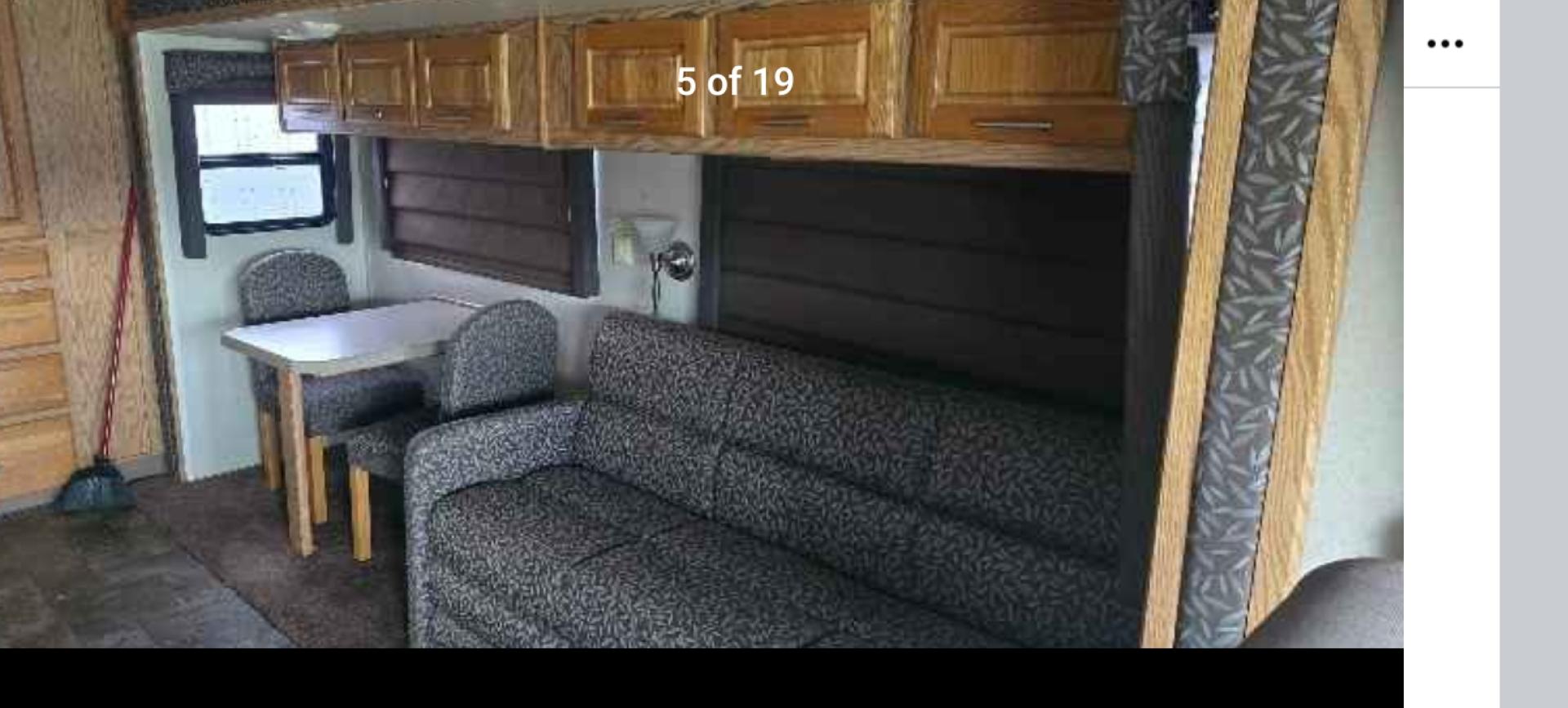 2002 Tan Holiday Rambler , located at 923 US HWY 87 E., Billings, MT, 59101, (406) 245-0456, 45.795788, -108.451881 - Photo#4