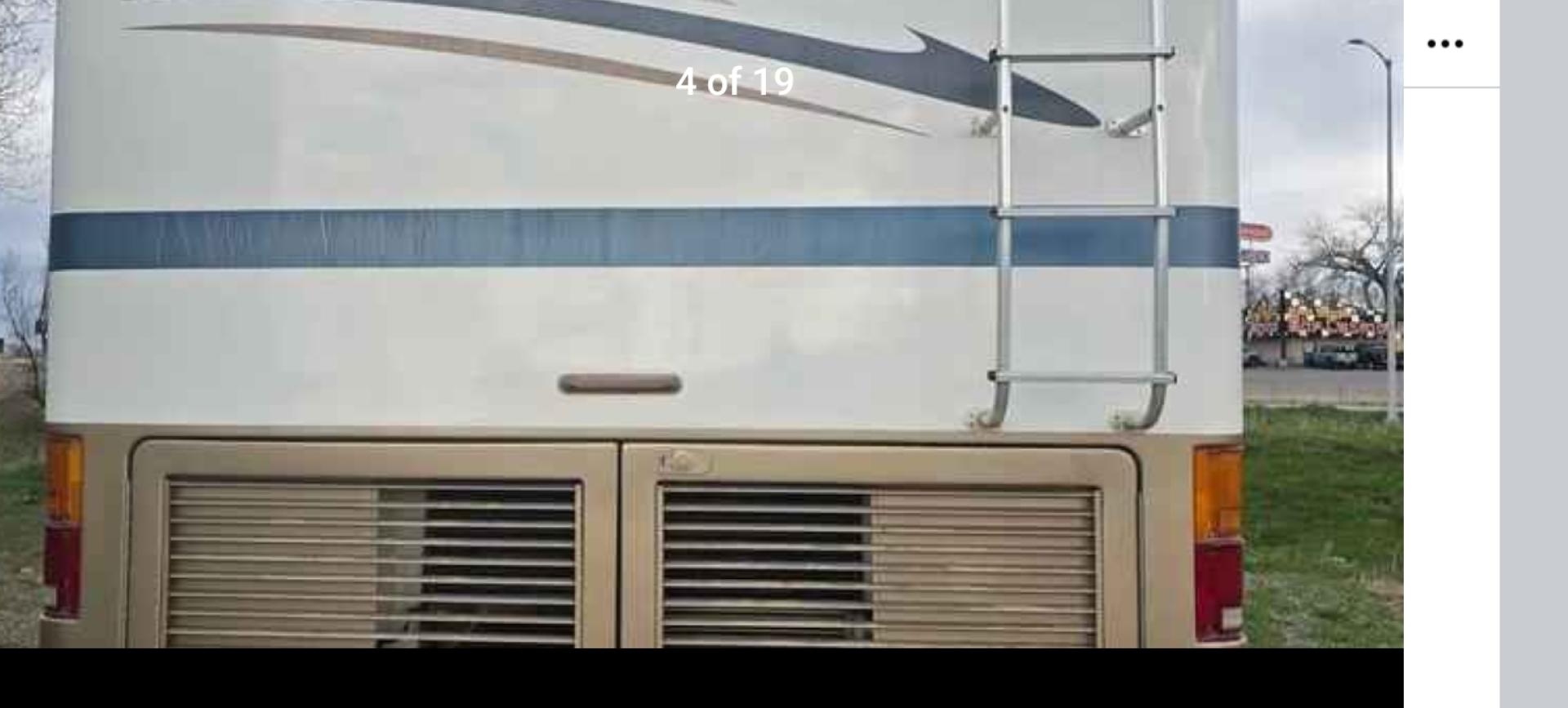 2002 Tan Holiday Rambler , located at 923 US HWY 87 E., Billings, MT, 59101, (406) 245-0456, 45.795788, -108.451881 - Photo#3