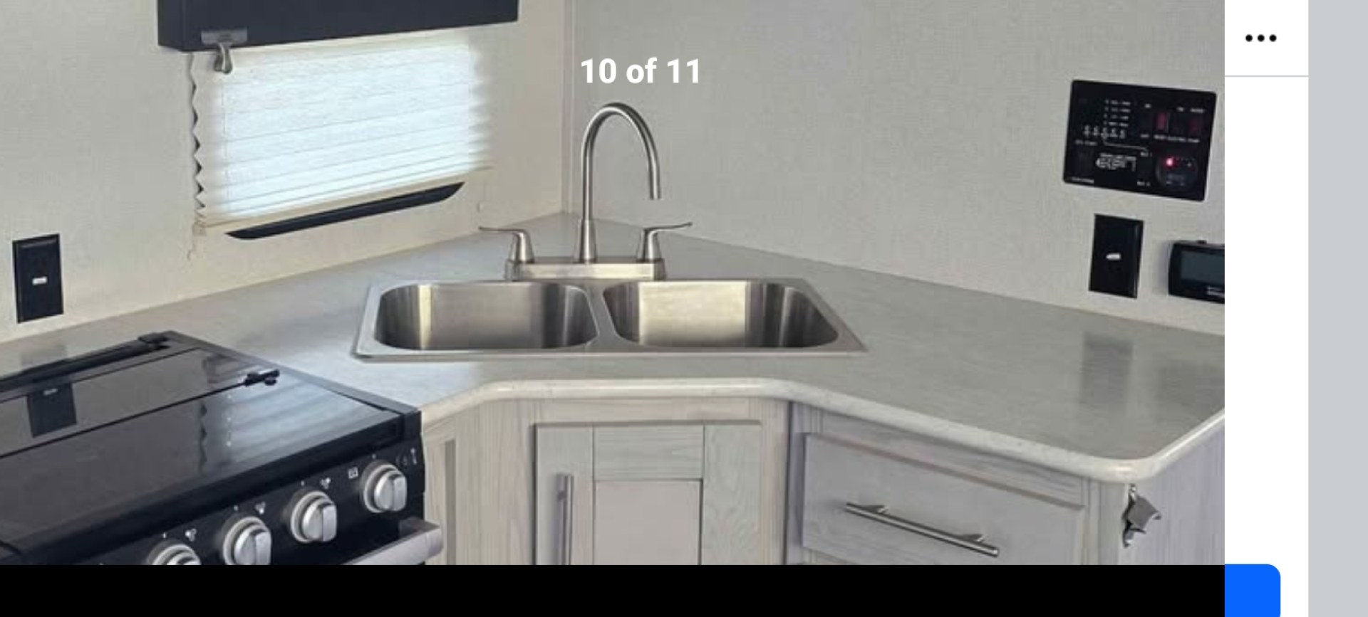 2021 White Keystone Fuzion , located at 923 US HWY 87 E., Billings, MT, 59101, (406) 245-0456, 45.795788, -108.451881 - 2021 Fusion Vapor Lite Impact Located in Billings MT $34,900 This is a really nice 29' toy hauler with 2 slides, dual auto A/C, Solar panel, 8 cubic foot refrigerator, on demand hot water heater, 18 gal fuel station. Auto front, rear and tongue jacks. 10' garage, full rear screened in patio,- Photo#9