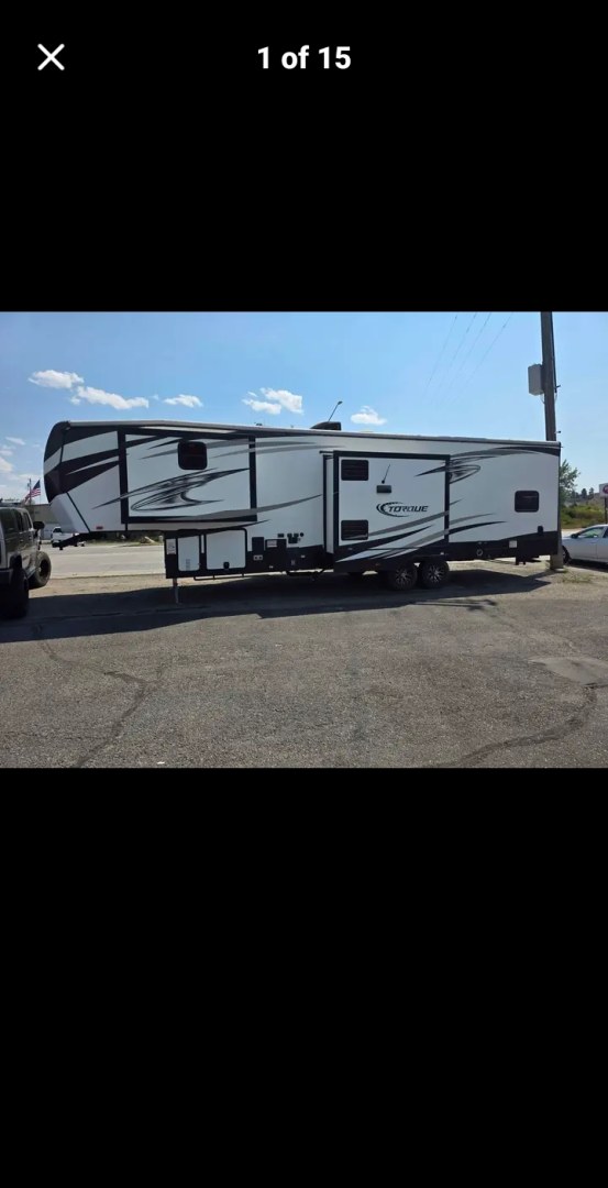 2017 White Heartland Torque , located at 923 US HWY 87 E., Billings, MT, 59101, (406) 245-0456, 45.795788, -108.451881 - 2017 Heartland Torque 321 Located in Billings MT $38,900 2017 Heartland Torque 321. The three slides make this unit very spacious while also sleeping 6 to 8 people . It is a 4 season toyhauler that can be taken off grid. The onan 5500 watt gen will give enough power to run this camper w pow- Photo#0
