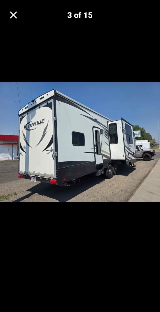 2017 White Heartland Torque , located at 923 US HWY 87 E., Billings, MT, 59101, (406) 245-0456, 45.795788, -108.451881 - 2017 Heartland Torque 321 Located in Billings MT $38,900 2017 Heartland Torque 321. The three slides make this unit very spacious while also sleeping 6 to 8 people . It is a 4 season toyhauler that can be taken off grid. The onan 5500 watt gen will give enough power to run this camper w pow- Photo#2