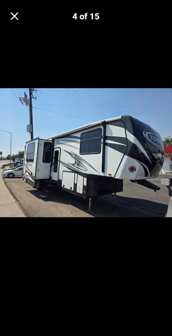 2017 White Heartland Torque , located at 923 US HWY 87 E., Billings, MT, 59101, (406) 245-0456, 45.795788, -108.451881 - 2017 Heartland Torque 321 Located in Billings MT $38,900 2017 Heartland Torque 321. The three slides make this unit very spacious while also sleeping 6 to 8 people . It is a 4 season toyhauler that can be taken off grid. The onan 5500 watt gen will give enough power to run this camper w pow- Photo#3