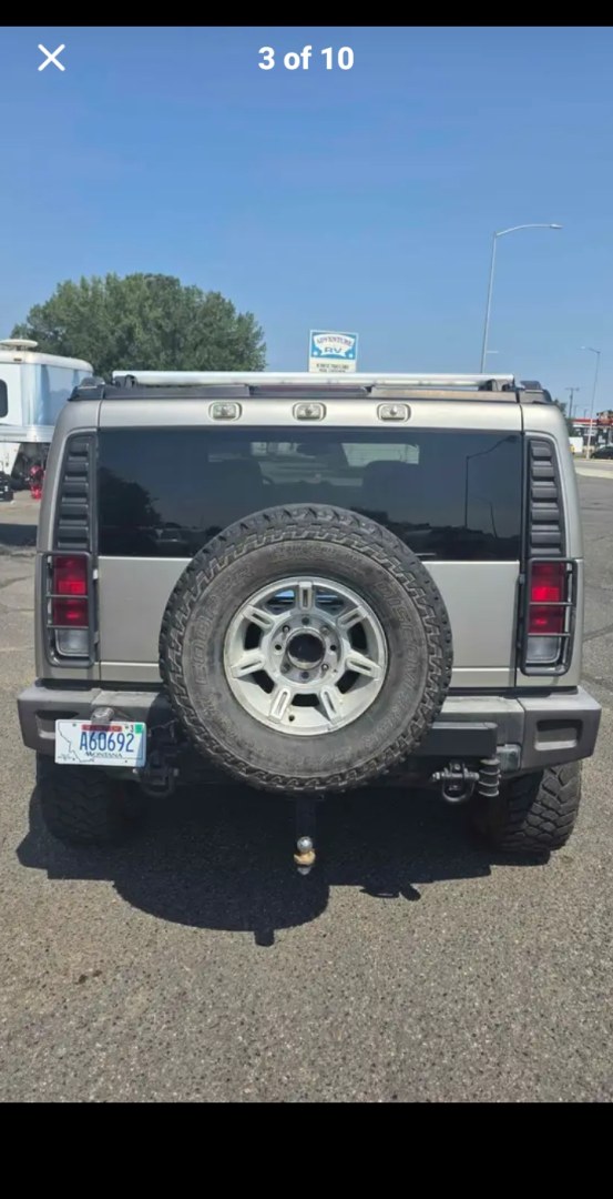 2005 Grey Hummer H2 , located at 923 US HWY 87 E., Billings, MT, 59101, (406) 245-0456, 45.795788, -108.451881- Photo#2