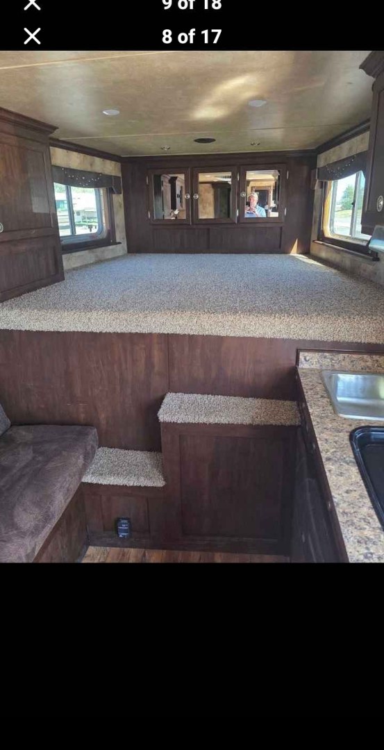 2016 White Elite Sierra , located at 923 US HWY 87 E., Billings, MT, 59101, (406) 245-0456, 45.795788, -108.451881 - 2016 Elite Sierra 3 Horse LQ Located in Billings MT $67,900 2016 Elite 3 horse sierra interior. This 8 wide trailer is 30' overall and 10' LQ with 23' floor length. It has outside speakers, fold down windows on the front n rear. The fold down rear ramp allows for easy loading. Mangers have st- Photo#7