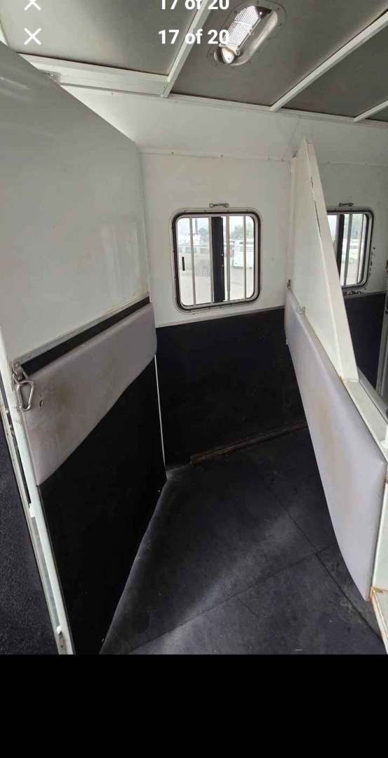 2012 White Bison Trail Express , located at 923 US HWY 87 E., Billings, MT, 59101, (406) 245-0456, 45.795788, -108.451881 - 2012 Bison Trail Epress 380 Located in Billings MT $25,900 This is a really nice 2 owner, 3 horse, 7' wide, living quarter horse trailer. Aluminum on steel, auto awning and auto front jacks, full bath, shower, toilet, a/c, furnace, hot water, stud stall, fold down windows on front. Front quee- Photo#16