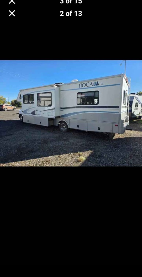 2004 White Fleetwood Tioga , located at 923 US HWY 87 E., Billings, MT, 59101, (406) 245-0456, 45.795788, -108.451881 - 2004 Fleetwood Tioga 31' w/slide $28 900 Located in Billings MT 2004 Tioga 31 w is one of the nicest motorhomes I've seen all year. It has 31386 miles on a ford Triton v10 chasis. It has a brand new auto awning to keep u out of the heat of the day. It has alcoa wheels w like new Yokohama tir- Photo#1